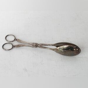 Vintage Silver Plated Salad Tongs Serving Utensil 8.25"